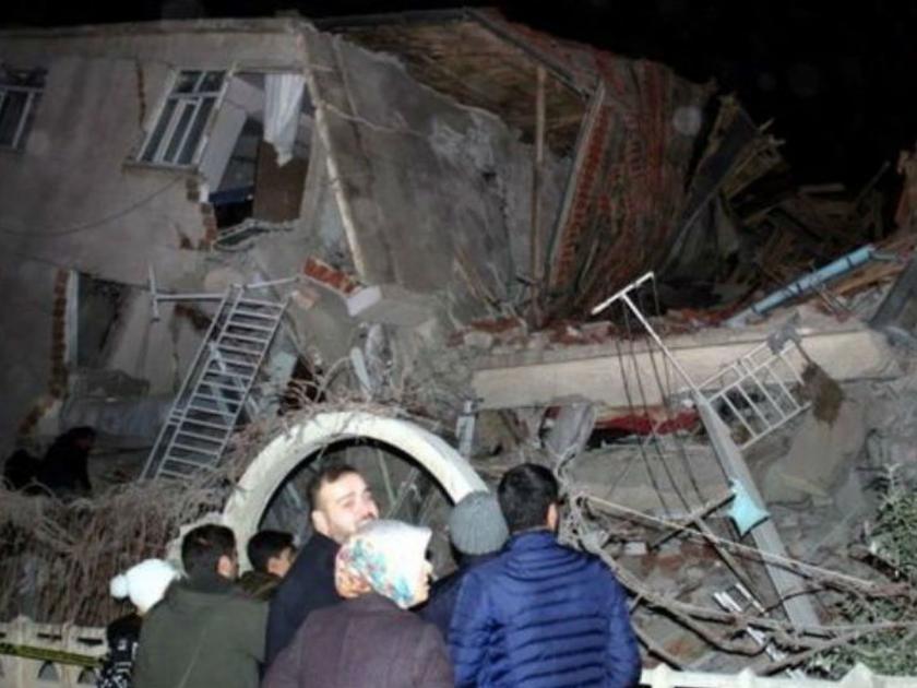6.8 Richter scale earthquake in Turkey; 18 killed, 500 wounded | तुर्कस्तानमध्ये 6.8 रिश्टर स्केलचा भूकंप; 18 ठार, 500 जखमी