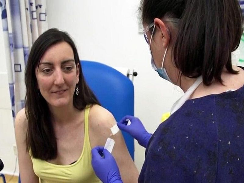 Fact check: Elisa Granato the first volunteer fot trial of a coronavirus vaccine is alive and perfectly fine | खूशखबर...कोरोनावरील लसीची चाचणी करण्यात आलेली महिला म्हणाली, 'Doing Fine'!