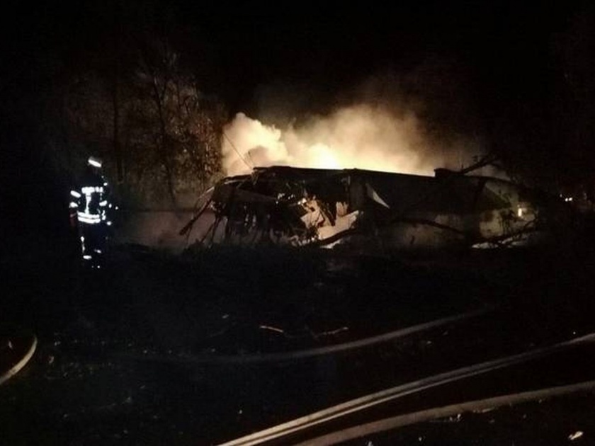 22 die in Ukraine military plane crash | युक्रेनमध्ये लष्कराचे विमान कोसळले; 22 शिकाऊ सैनिक ठार