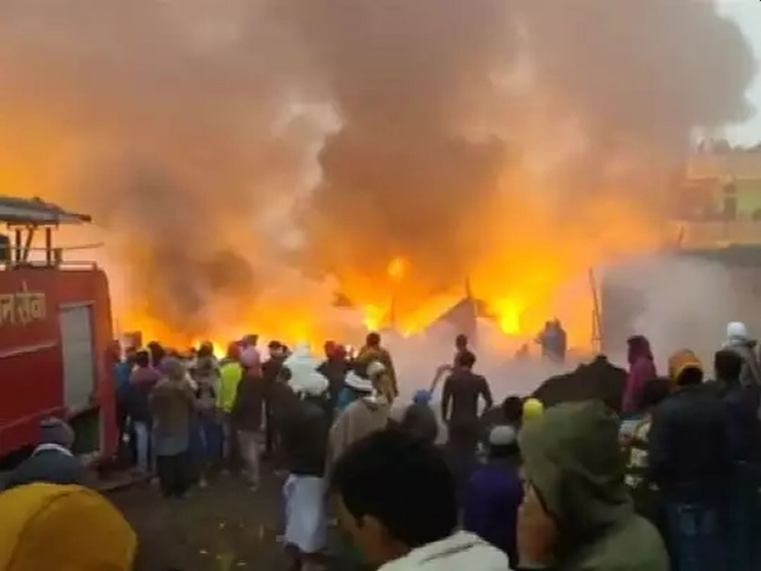 fire broke out at a scrap godown in patna, bihar; see the photo | स्क्रॅपच्या गोडाऊनला भीषण आग; फोटो पाहूनच समजेल रौद्ररुप