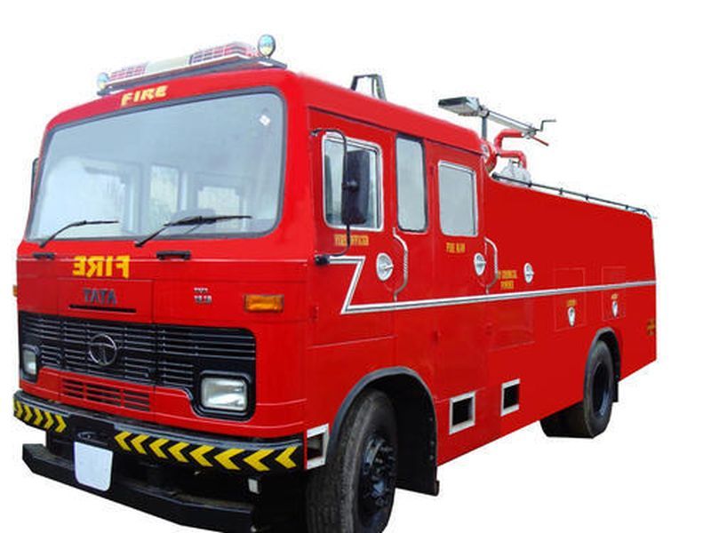 Firefighter dies while extinguishing fire at Khamgaon | आग विझविताना अग्निशमन कर्मचाऱ्याचा मृत्यू