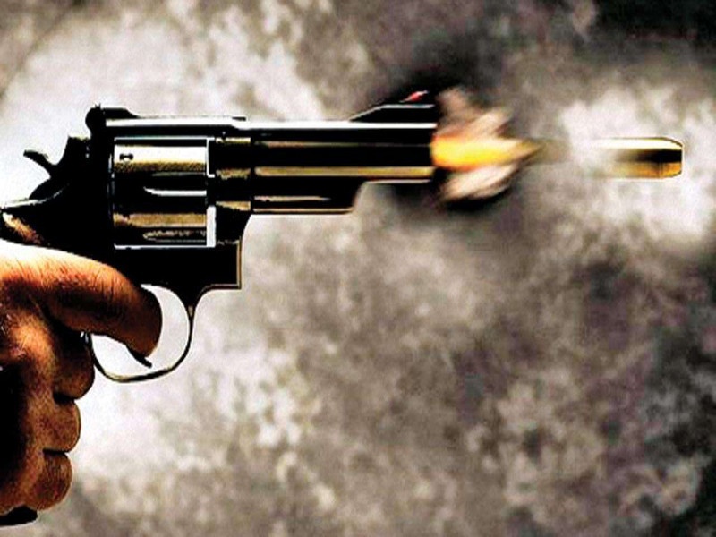 Man arrested from ambejogai for firing case at Ambegaon Khurd | आंबेगाव खुर्द येथे पूर्ववैमनस्यातून गोळीबार करुन दहशत निर्माण करणाऱ्याला अंबेजोगाईतून अटक