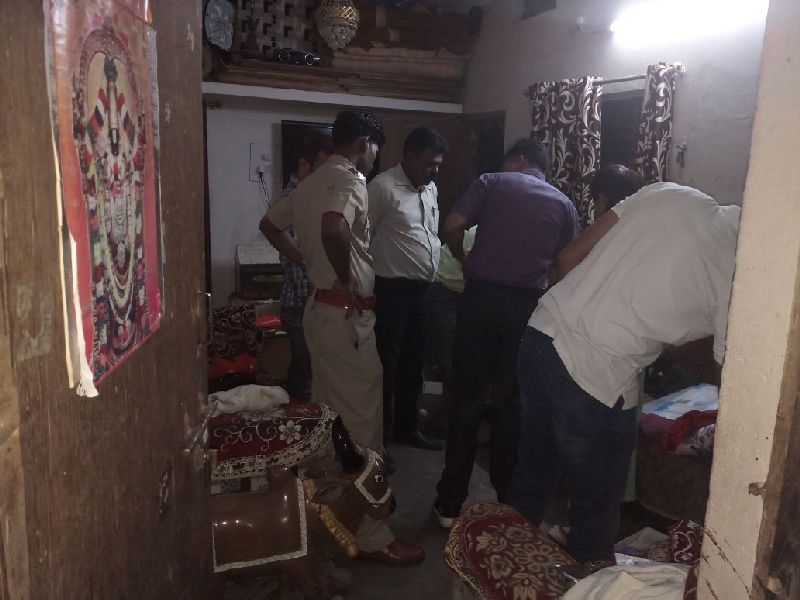 Wife shot dead in Nagpur | घरगुती वादातून पतीनं पत्नीवर गोळी झाडून केली हत्या