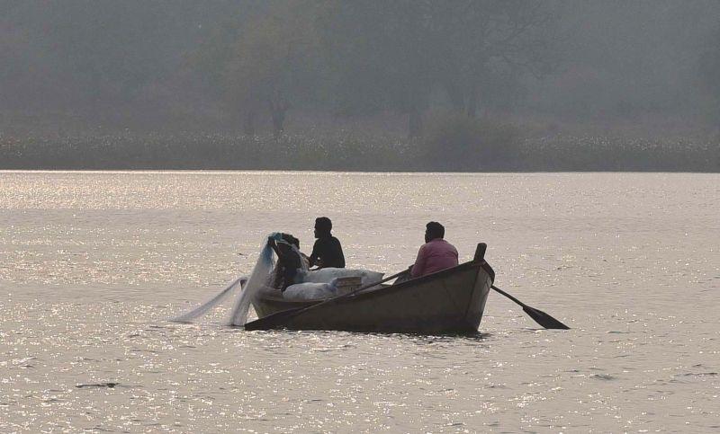 Shots fired from illegal fishing in Totladoh reservoir | तोतलाडोह जलाशयात अवैध मासेमारीतून पुन्हा चालल्या गोळ्या