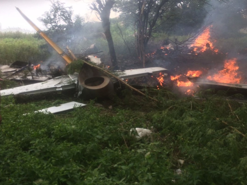 Indian Air Force's trainee flight collapses in Hyderabad, no survivors | हैदराबादेत भारतीय हवाई दलाचं प्रशिक्षणार्थी विमान कोसळलं, कोणतीही जीवितहानी नाही