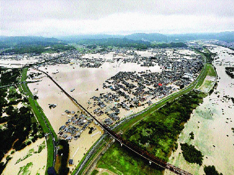 flood in Japan | जपानमध्ये हाहाकार , सलग तीन दिवस मुसळधार पाऊस