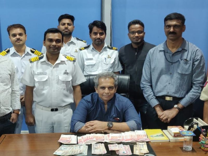 7 lakh 64 thousand foreign currency seized from Daboli airport | दाबोळी विमानतळावर प्रवाशाकडून ७ लाख ६४ हजारांची विदेशी चलने जप्त