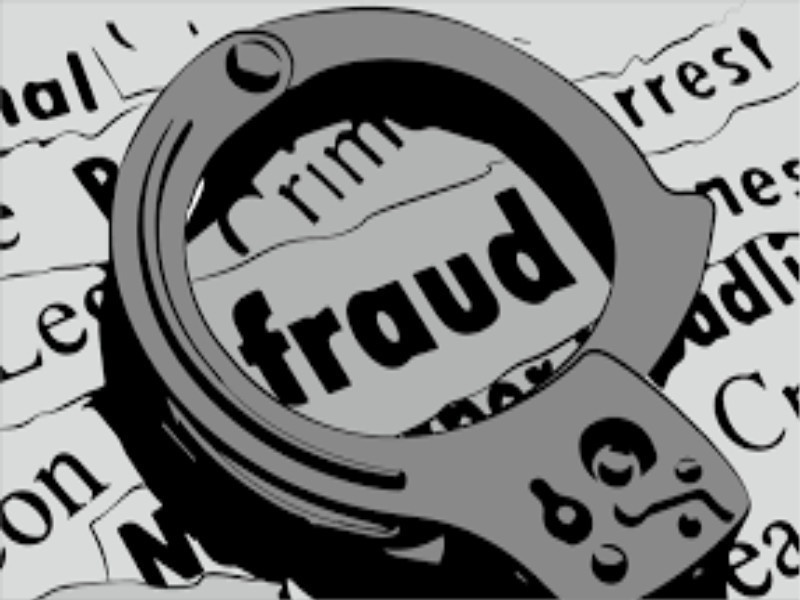 Fraud of fourteen and half lakh in the case of plot sale | प्लॉट विक्रीच्या बहाण्याने साडेचौदा लाखांची फसवणूक