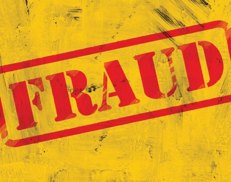 17 lakh fraud in the name of providing loans | कर्ज उपलब्ध करून देण्याच्या नावावर १७ लाखांनी फसविले
