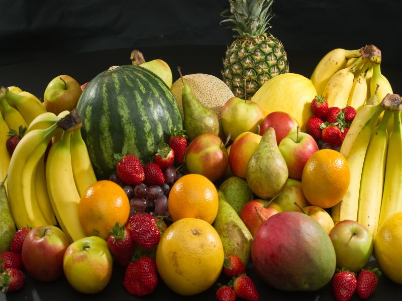 you should never have on an empty stomach | रिकाम्यापोटी 'ही' फळं खाणं शरीरासाठी ठरतं घातक!