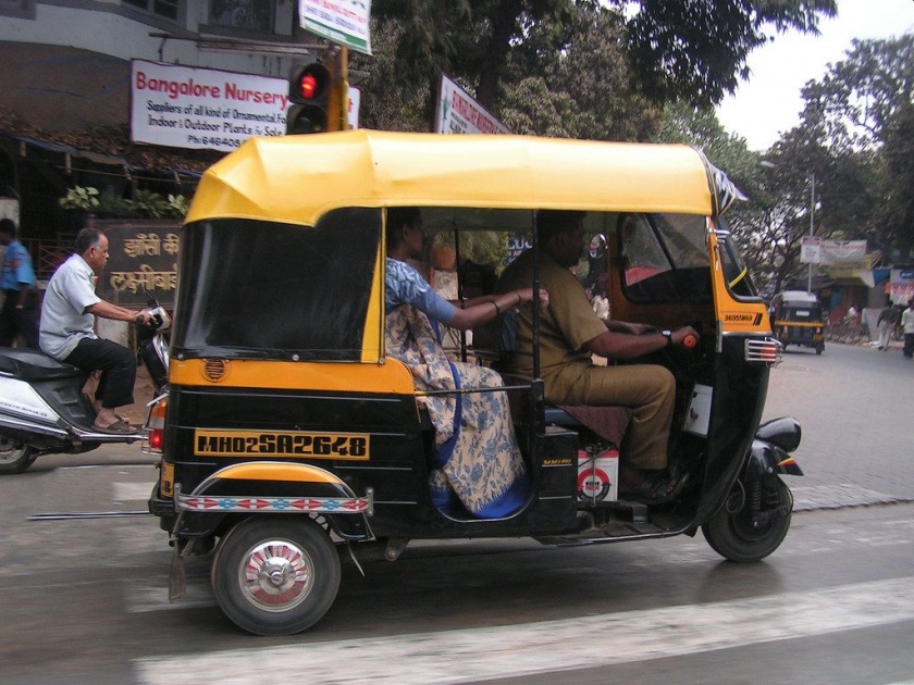 The cautious role of rickshaw, taxi drivers; App based service also started | रिक्षा, टॅक्सीचालकांची सावध भूमिका; अ‍ॅप आधारित टॅक्सी सेवाही सुरू