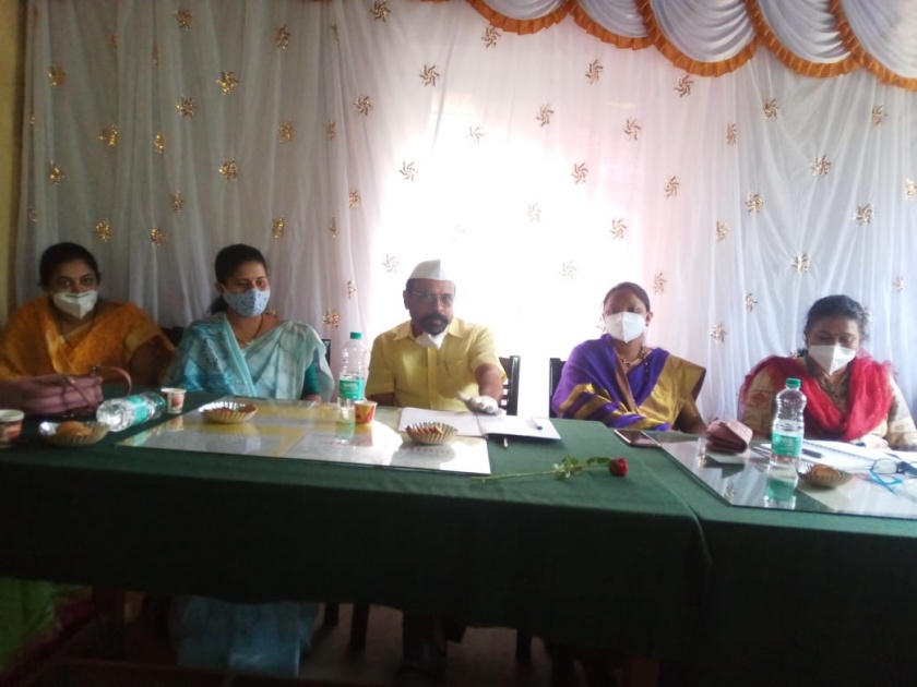 No subdivision on Hiranyakeshi till January, decision at the meeting at Gadhinglaj | जानेवारीपर्यंत हिरण्यकेशीवर उपसाबंदी नाही,गडहिंग्लज येथील बैठकीत निर्णय