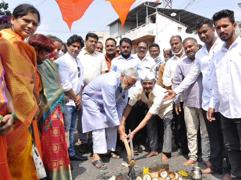 Beginning of beautification of Shivaji Chowk in Gadhinglaj | गडहिंग्लजमध्ये शिवाजी चौक सुशोभिकरणास प्रारंभ