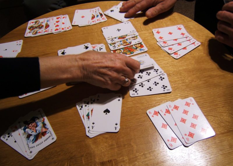  Police raids on three gambling places in the city | शहरातील तीन जुगार अड्ड्यांवर पोलिसांची छापेमारी