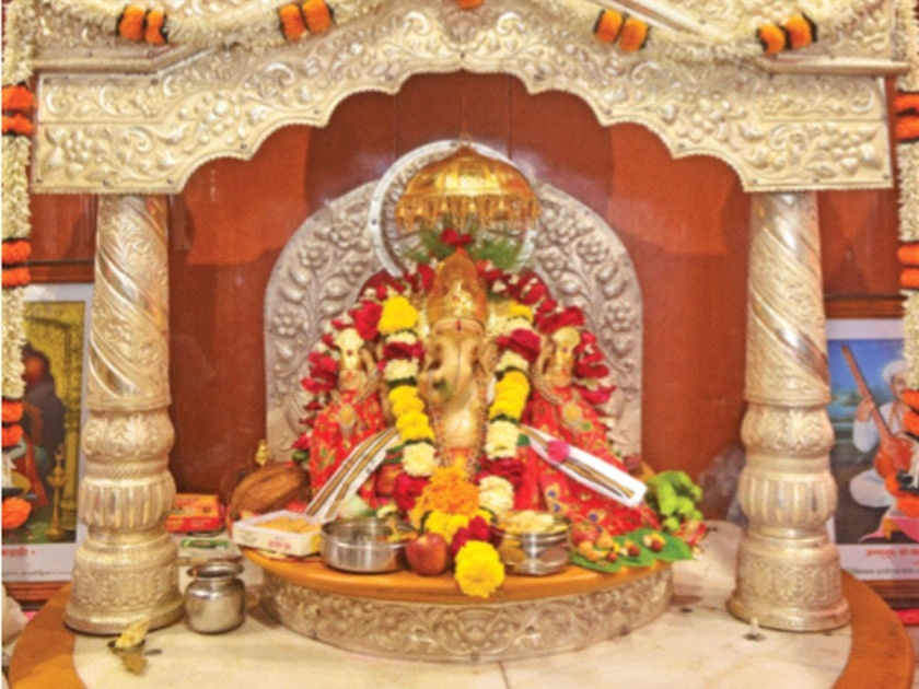 Right trunk Ganesha idol was revealed in the excavation, the palace became a temple in Vaigaon in Amravati | Ganesh Mahotsav: उत्खननात प्रकट झाली उजव्या सोंडेची गणेश मूर्ती, अमरावतीतील वायगावात वाड्याचे झाले मंदिर
