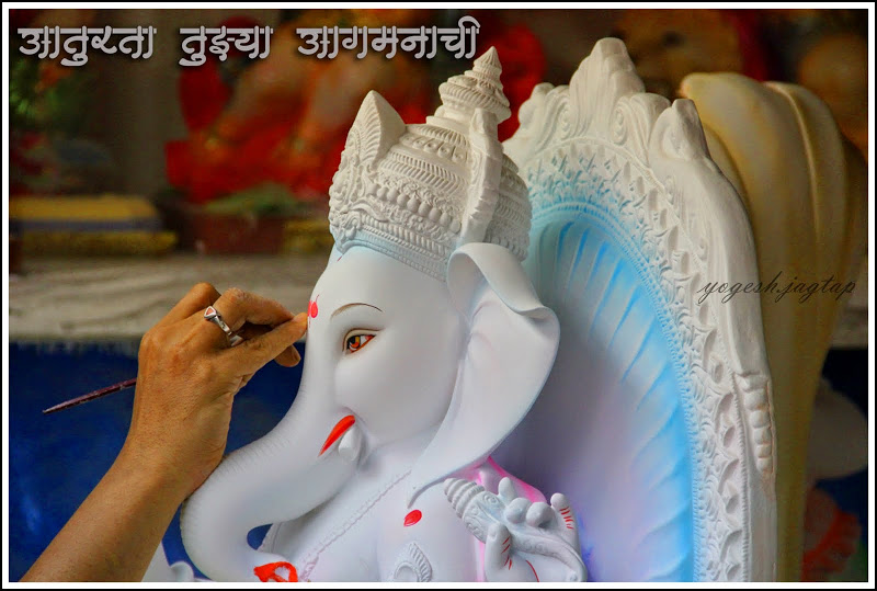 Three months ago, we started preparing for the Ganesh idol | तीन महिन्यांआधीच गणेशमूर्ती बनविण्याची तयारी सुरू