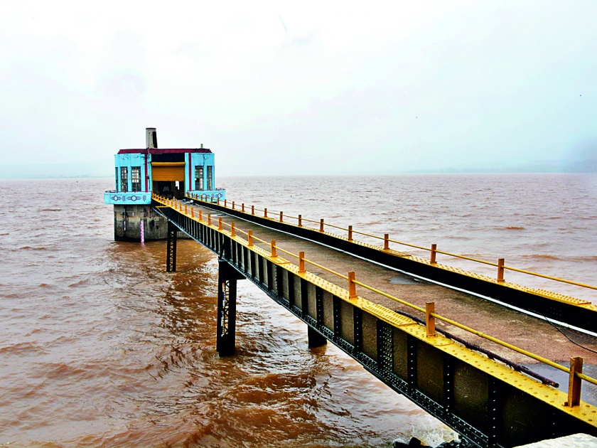 Gangapur dam 96 percent full; Heavy rain for two days | गंगापूर धरण ९६ टक्के भरले; दोन दिवसांपासून दमदार पाऊस