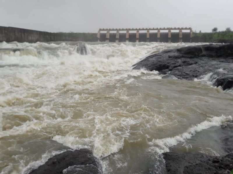Gangapur dam 99 percent full; Nashik residents' worries about water are gone | गंगापूर धरण 99 टक्के भरले; नाशिककरांची पाण्याची चिंता मिटली