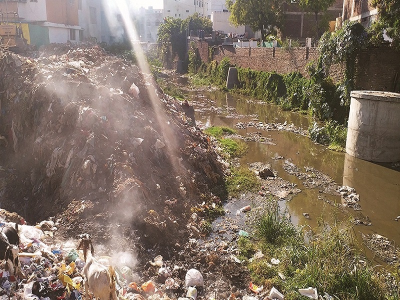 Aurangabad City of Danger Zone in pollution levels! | प्रदूषणाच्या पातळीत शहर डेंजर झोनमध्ये!