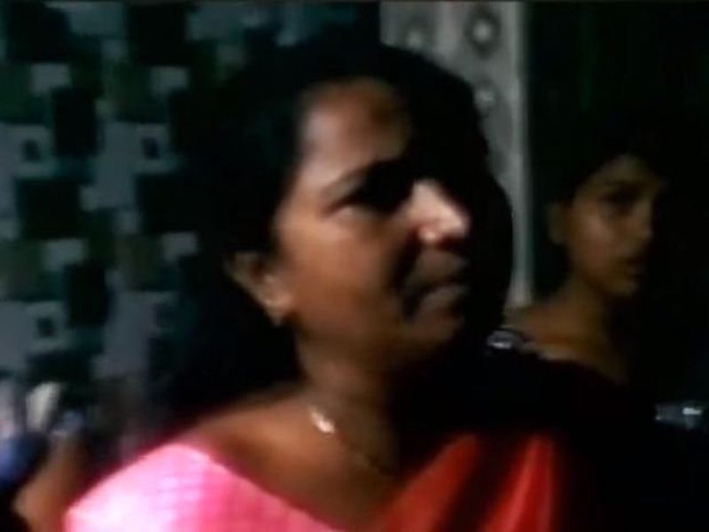 women congress mla in gujarat said rape accused should be burnt alive | ...तर बलात्काऱ्यांना जिवंत जाळलं पाहिजे; गुजरातमधल्या काँग्रेसच्या महिला आमदाराचा उद्वेग
