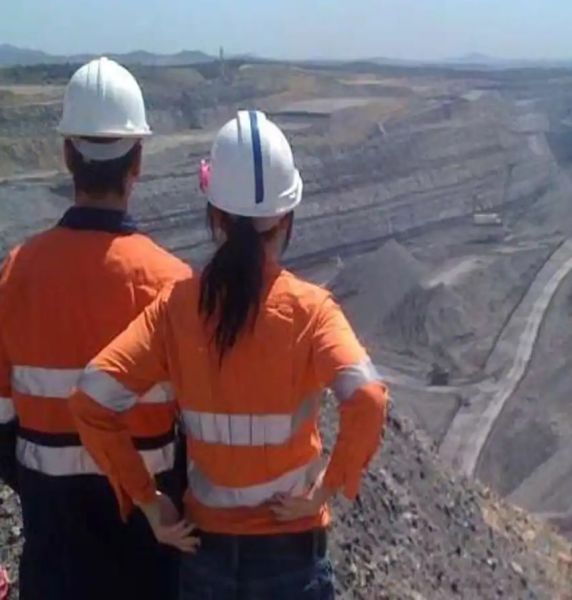 Girl Students will also be able to become mining engineers in coal mines | कोळसा खाणींमध्ये विद्यार्थिनींनाही होता येणार मायनिंग अभियंता