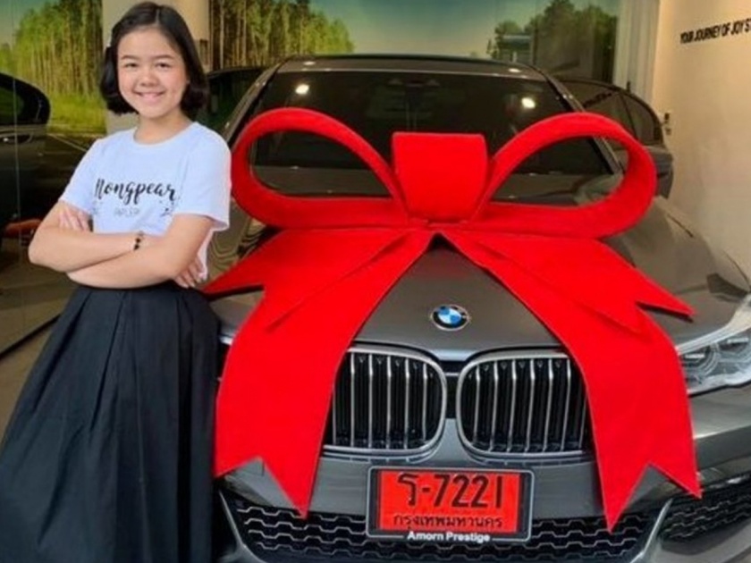 12 years old makeup artist natthanan buys bmw on her birthday | 12 वर्षांच्या मुलीने स्वतःच्या कमाईने घेतली BMW; करते 'हे' काम