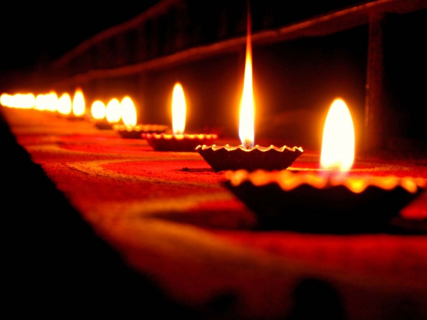 Diwali 2021: This year Narak Chaturdashi, Lakshmi Pujan on the same day | Diwali 2021: यंदाच्या वर्षी नरक चतुर्दशी, लक्ष्मीपूजन एकाच दिवशी; जाणून घ्या 1 ते 5 नोव्हेंबरचे पंचांग