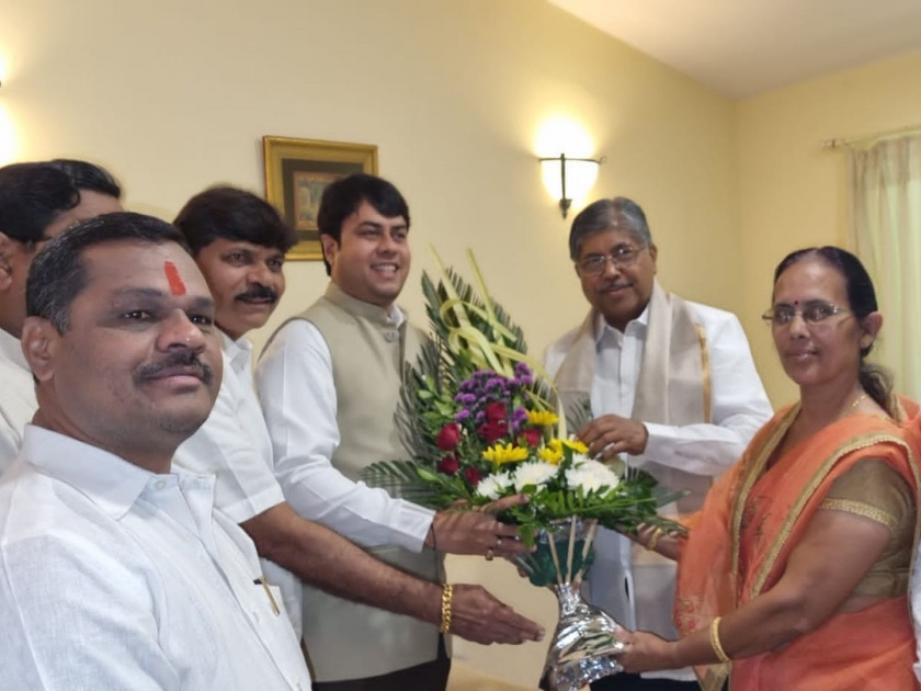 Mira Bhayander BJP workers' meeting organized by the district president | मीरा भाईंदर भाजपा कार्यकर्त्यांचा जिल्हाध्यक्षांनी आयोजित केला मेळावा; मेहता व समर्थकांच्या भूमिकेकडे लक्ष 