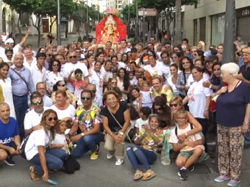  'World' opponent! Ganeshotsav celebrated with enthusiasm in Spain, local villagers took part in procession | 'विश्व'विनायक! स्पेनमध्येही उत्साहात साजरा झाला गणेशोत्सव, स्थानिकांनी काढली जल्लोषात मिरवणूक