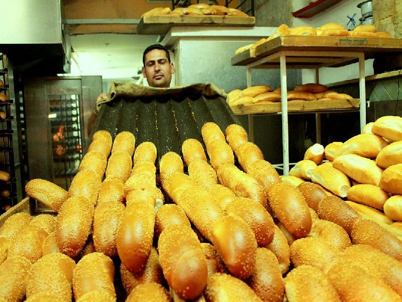 goan tradition bakery trade in crisis | गोव्यातील पारंपरिक बेकरी उत्पादकांवर अस्तित्वाचे संकट
