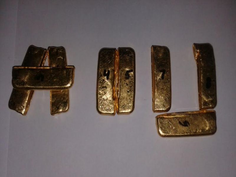 Customs department seized gold at Dabolia airport in Goa | गोव्यात कस्टम विभागाकडून दाबोळी विमानतळावर सोने जप्त