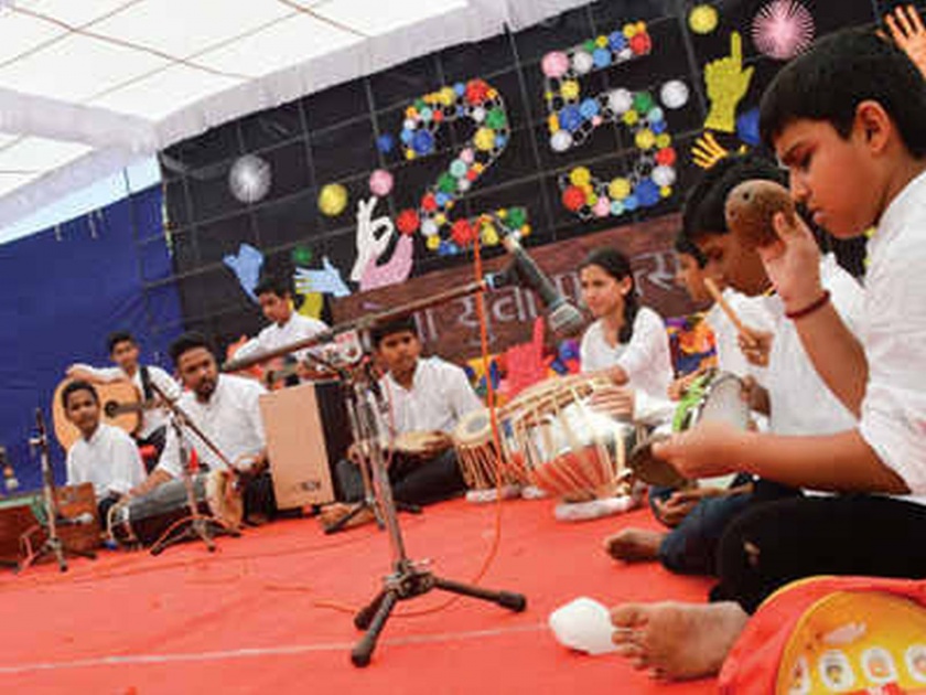 serious and crucial questions not raised in youth festivals in goa | युवा महोत्सवांना गंभीर प्रश्नांचे वावडे!