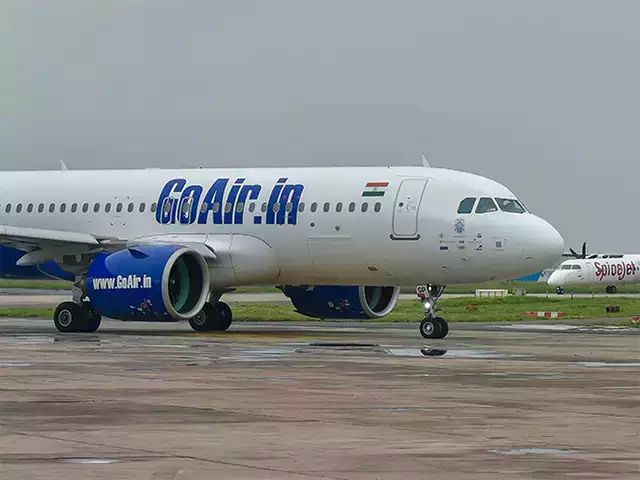 goair a320 neo delhi bangkok flight aircraft grounded | अर्ध्या रस्त्यातून दिल्लीत परतलं GoAirचं विमान, बँकॉकसाठी केलं होतं उड्डाण