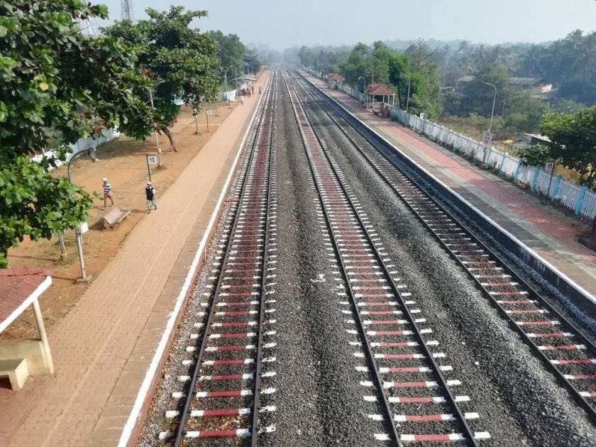 Large opposition to railway widening in South Goa, fears of coal pollution | दक्षिण गोव्यात रेल्वे मार्ग रुंदीकरणाला मोठा विरोध, कोळशाचे प्रदूषण होण्याची भिती व्यक्त