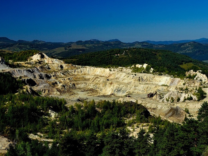 pics list of top 5 biggest gold mines in the world | जगातील सर्वात मोठ्या सोन्याच्या खाणी तुम्हाला माहीत आहेत का?