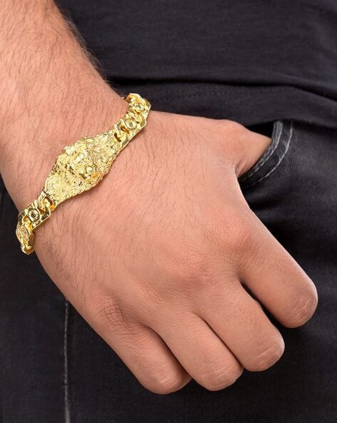Return the two-pound gold bracelet to the owner | दोन तोळ्याचे सोन्याचे ब्रेसलेट मालकाला परत