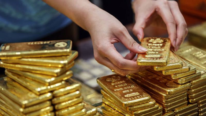 Impact on gold prices only if international markets gain momentum! | आंतरराष्ट्रीय बाजारपेठेत तेजी आली तरच सोन्याच्या भावावर परिणाम!