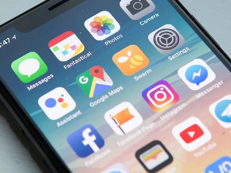 Google announces a list of dangerous apps, not your mobile? | गुगलने जाहीर केली धोकादायक अॅप्सची यादी, तुमच्या मोबाईलमध्ये तर नाही ना?