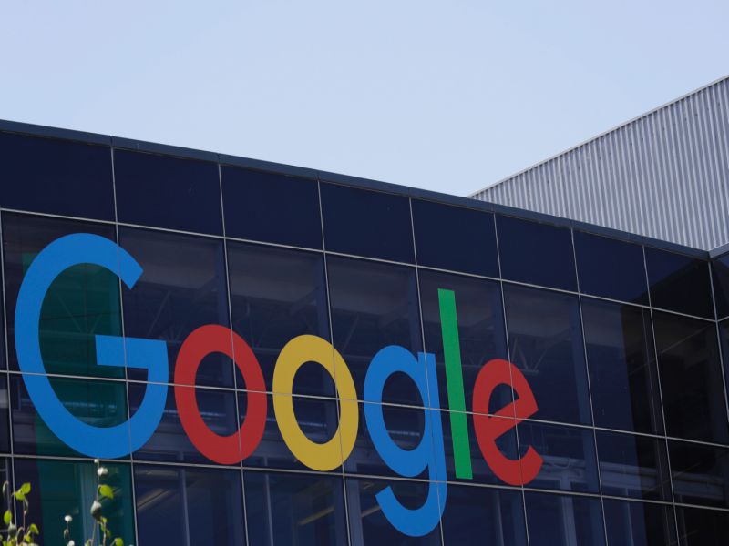 Google is unsafe for women; took resign of Android's founder for sexual misconduct | #Metoo : अँडी रुबिनला गुगलकडून वाचविण्याचे प्रयत्न; 660 कोटींची नुकसानभरपाई