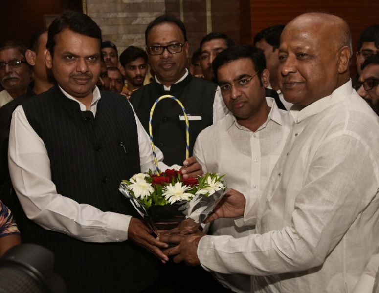 Gopal Das Aggarwal, Congress MLA in Gondia, in BJP | गोंदियातील काँग्रेस आमदार गोपालदास अग्रवाल भाजपमध्ये