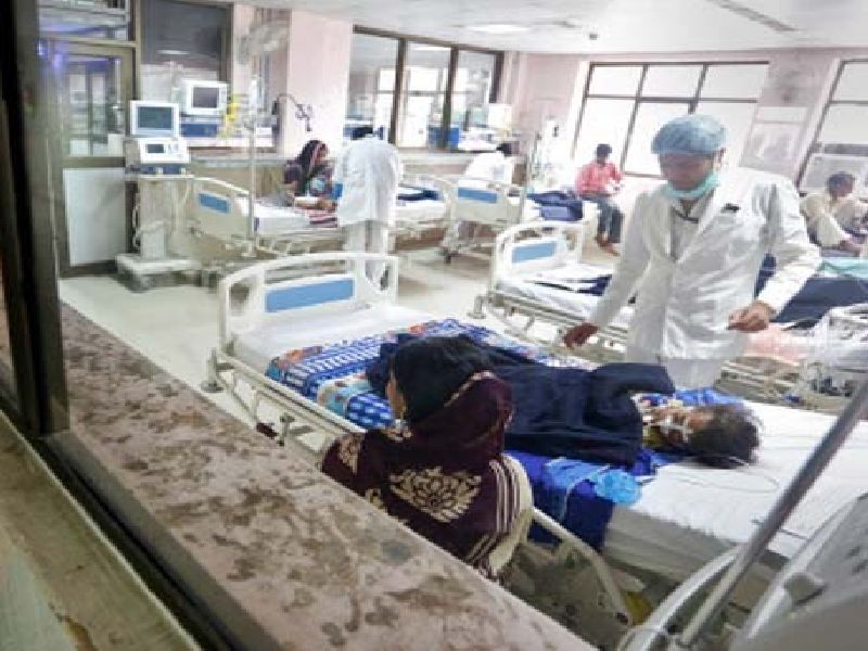  69 infant mortality rate in Gorakhpur, 823 deaths in 7 months | गोरखपूरच्या रुग्णालयात पुन्हा ६९ बालमृत्यू, ७ महिन्यांत ८२३ मृत्यू
