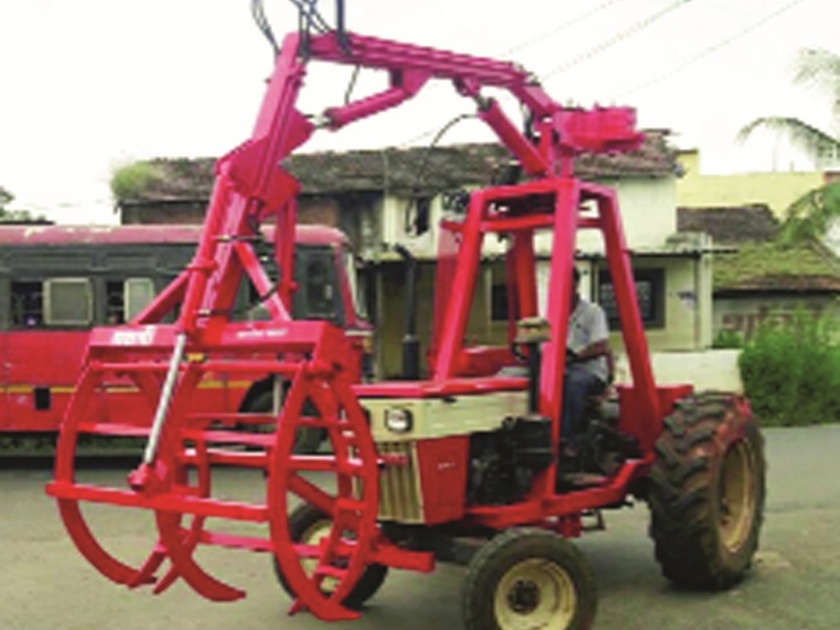 Grassroot Innovator: The farmer has created a labor-saving cane filling machine on labor shortage | ग्रासरुट इनोव्हेटर : शेतकऱ्याने श्रम वाचविणारे ऊस भरणी यंत्र बनवून कामगार कमतरतेवर केली मात