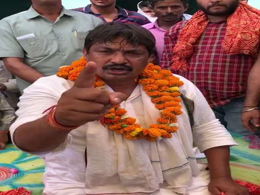 bsp candidate guddu pandit abuses congresss raj babbar in fatehpur sikri lok sabha polls 2019 | 'पळवून पळवून चपलांनी मारीन...', बसपा उमेदवाराकडून राज बब्‍बर यांना धमकी