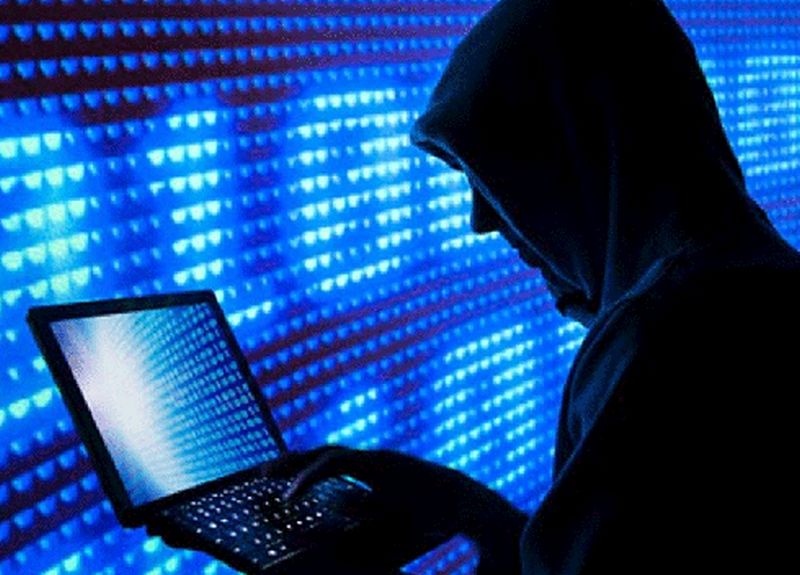 MS Office users targeted by hackers; Targeted 62 countries | हॅकर्सच्या निशाण्यावर MS Office युजर्स; ६२ देशांना केलं लक्ष्य