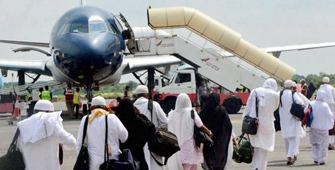 45 9 pilgrims leave for Hajj on three aircrafts | तीन विमानातून ४५९ यात्रेकरू हजसाठी रवाना 