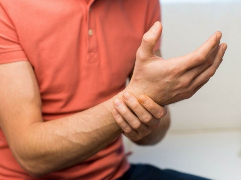 Symptoms of numbness in limbs, may be GBSThe problem increased after Corona, medical advice is needed | हात-पाय लुळे पडण्याची लक्षणे, असू शकतो जीबीएस; कोरोनानंतर वाढली समस्या