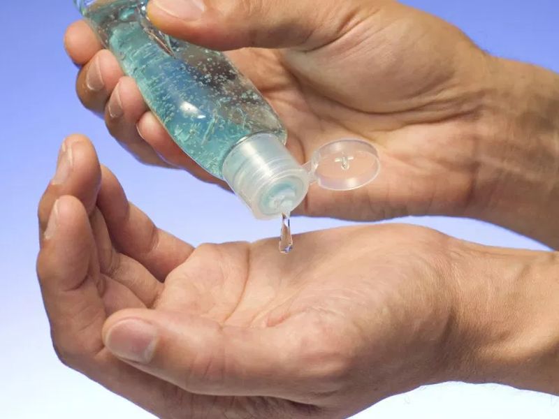 5 reasons to stop using the Hands sanitizer immediately! | हॅन्ड सॅनिटायझरचा वापर लगेच थांबवण्याची ५ कारणे!