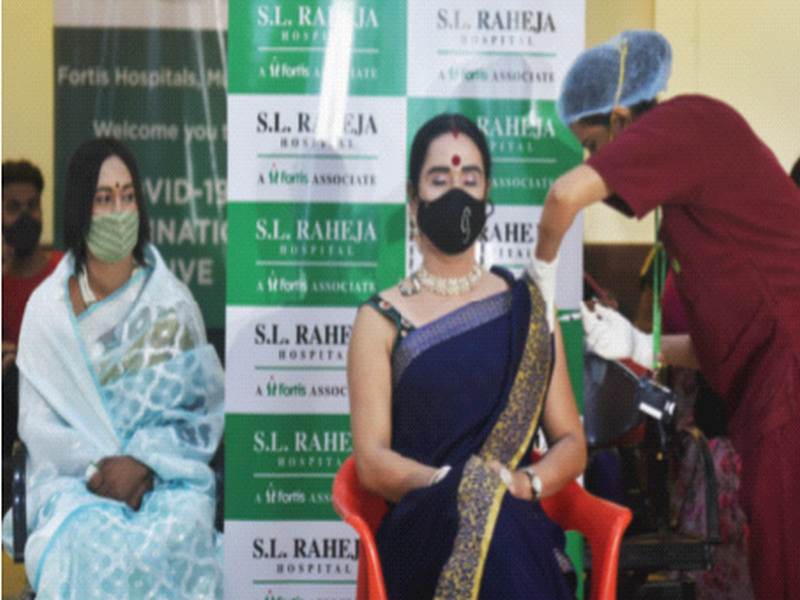 The first corona vaccination campaign for third parties in Mumbai | मुंबईत राबविली तृतीयपंथींसाठी पहिली कोरोना लसीकरण मोहीम