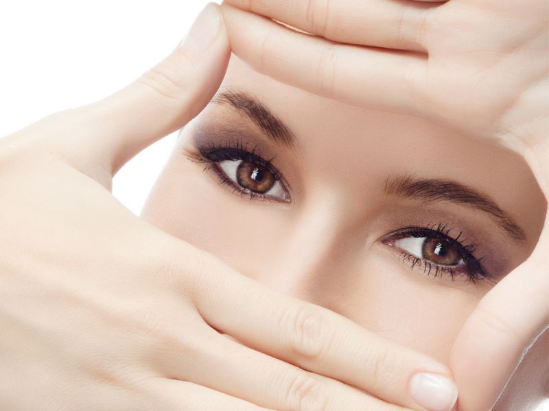 eye health diseases conditions six easy exercise for your eyes | डोळे चांगले राखण्यासाठी 'हे' व्यायाम ठरतील फायदेशीर!