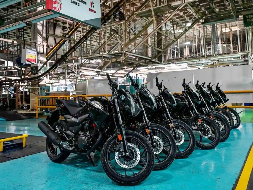 hero motocorp at first position ahead of honda tvs bajaj in the sales of last seven months | TVS, Bajaj, Honda ला धोबीपछाड! ‘ही’ कंपनी ठरलीय नंबर १; किती टू व्हीलर्स विकल्या? जाणून घ्या